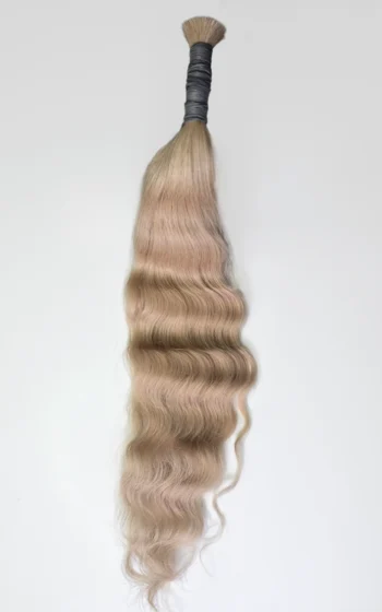 Russian premium wavy 22in biscuit blonde 1