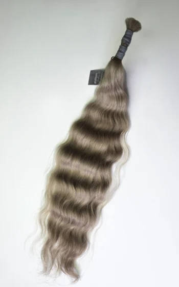 Russian premium wavy 22in ligh ash blonde 2