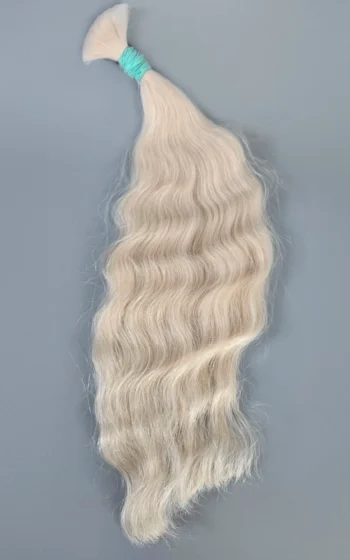 Slavic_premium_wavy_18in_66g_white_blonde_second_website